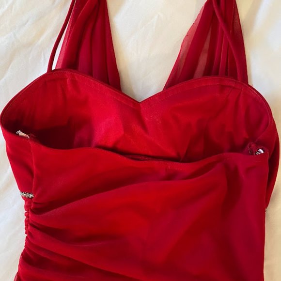 Blondie Nites Red Halter Midi Dress - Picture 5 of 8